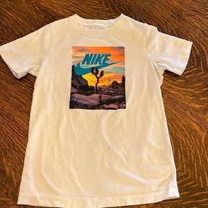 White Nike cotton T-shirt size small.